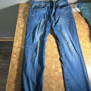 American Eagle Flex jeans